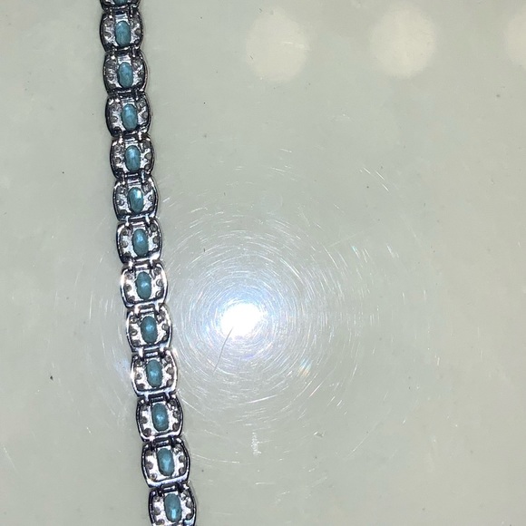 6.3ct Blue London Topaz Bracelet - Picture 12 of 14
